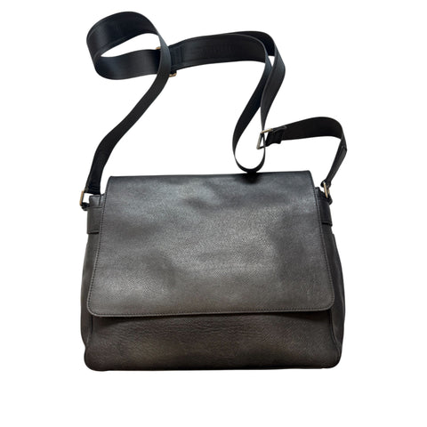 LOUIS VUITTON MESSENGER BAG