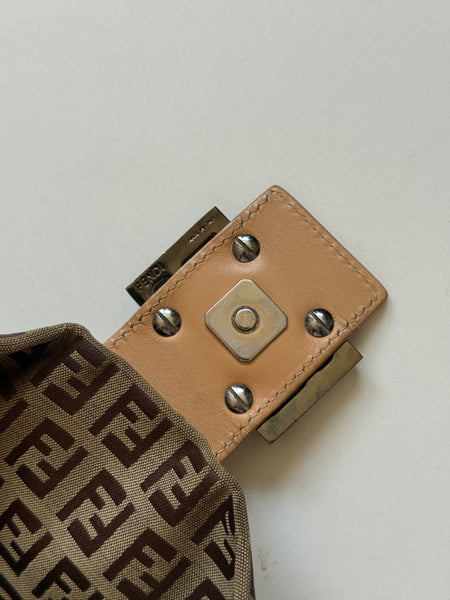 FENDI BAGUETTE VINTAGE ZUCCHINO