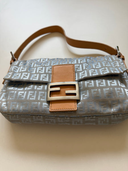 FENDI BAGUETTE VINTAGE ZUCCHINO