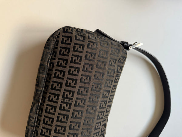 FENDI BAGUETTE VINTAGE ZUCCHINO