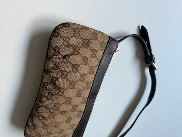 GUCCI VINTAGE BAG GG LOGO