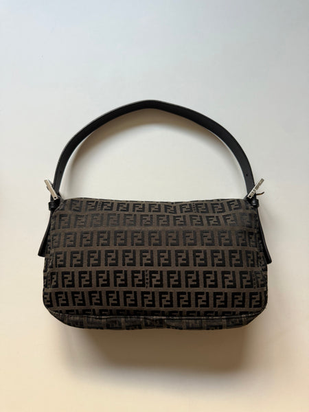 FENDI BAGUETTE VINTAGE ZUCCHINO