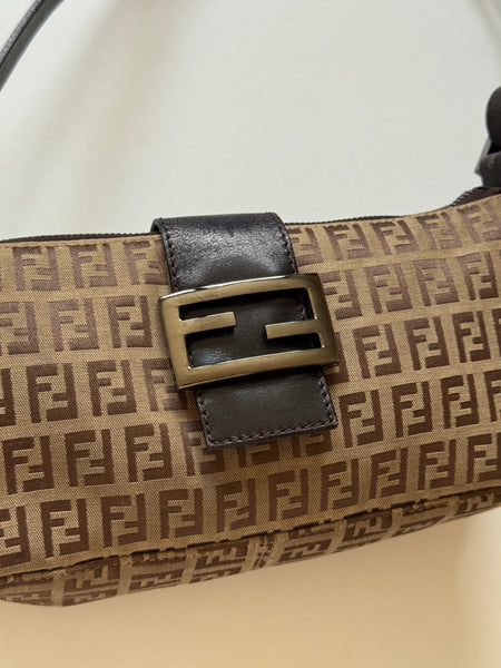 FENDI BAGUETTE VINTAGE ZUCCHINO