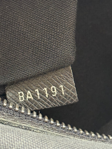 LOUIS VUITTON MESSENGER BAG