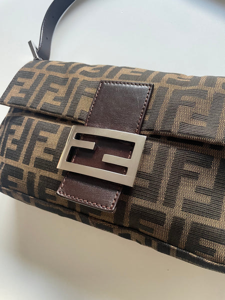 FENDI BAGUETTE VINTAGE 1997 ZUCCA