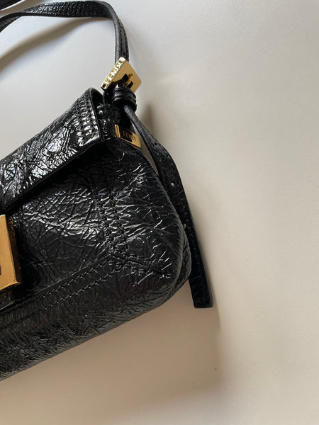 FENDI BAGUETTE MINI SHOULDER BAG