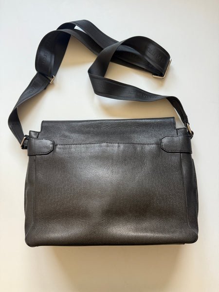 LOUIS VUITTON MESSENGER BAG