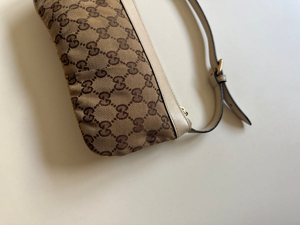 GUCCI VINTAGE BAG GG LOGO