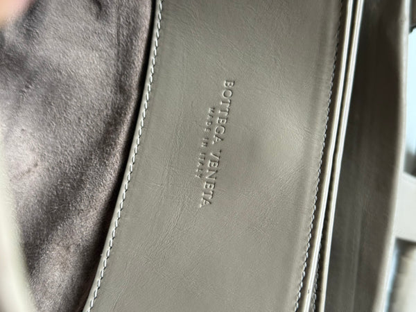 BOTTEGA VENETA ROMA VINTAGE  BAG