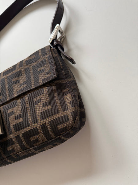 FENDI BAGUETTE VINTAGE 1997 ZUCCA