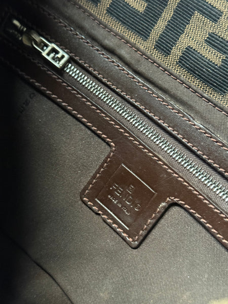 FENDI BAGUETTE VINTAGE 1997 ZUCCA