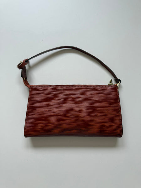 LOUIS VUITTON EPI VINTAGE POCHETTE