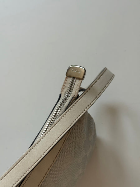 GUCCI VINTAGE BAG GG LOGO