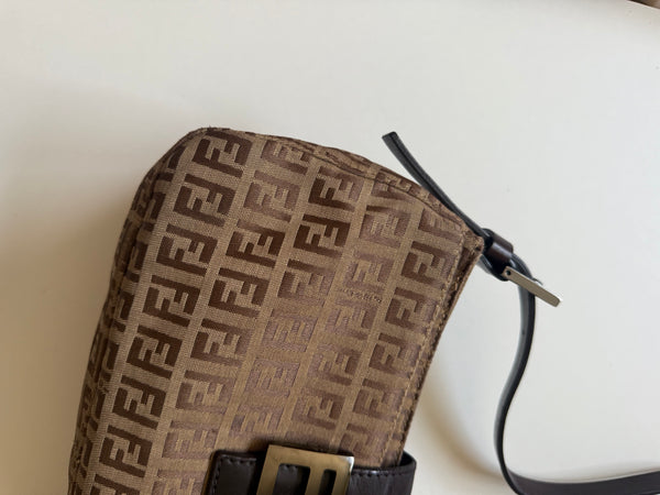 FENDI BAGUETTE ZUCCHINO VINTAGE BAG