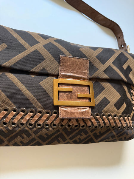 FENDI MAXI BAGUETTE VINTAGE INTRECCIATO