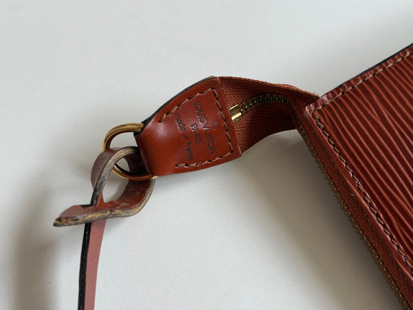 LOUIS VUITTON EPI VINTAGE POCHETTE