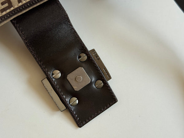 FENDI BAGUETTE VINTAGE ZUCCHINO