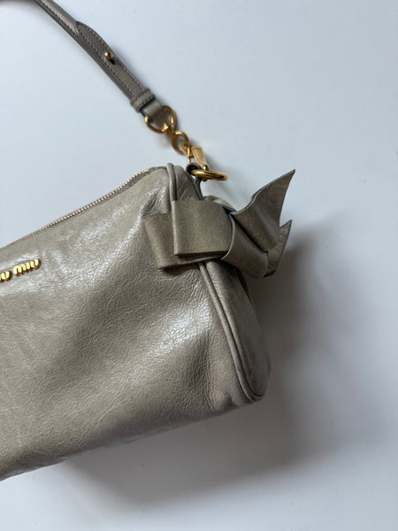 MIU MIU BOW VINTAGE BAG
