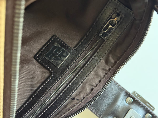 FENDI BAGUETTE VINTAGE ZUCCHINO