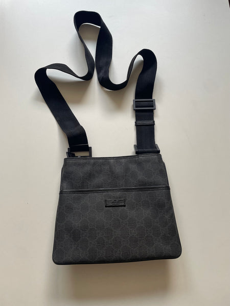 GUCCI MESSENGER MONOGRAM VINTAGE BAG