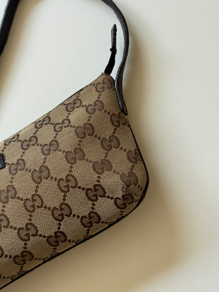 GUCCI GG LOGO POCHETTE VINTAGE