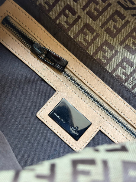 FENDI BAGUETTE VINTAGE ZUCCHINO