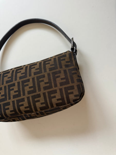 FENDI BAGUETTE ZUCCA VINTAGE BAG