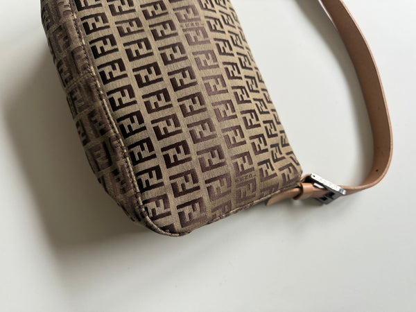 FENDI BAGUETTE VINTAGE ZUCCHINO