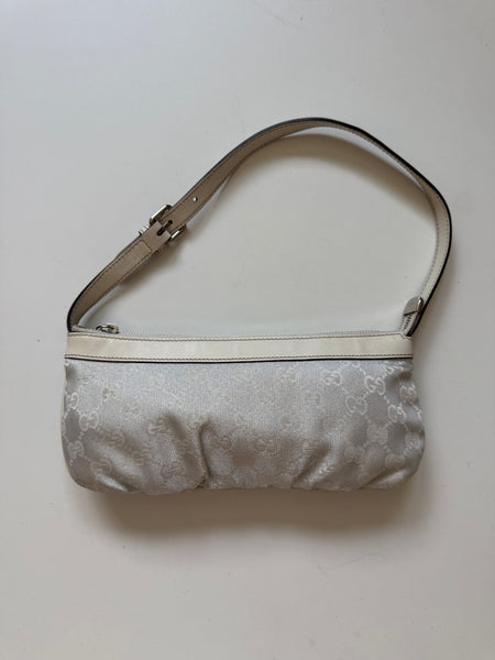 GUCCI VINTAGE BAG GG LOGO