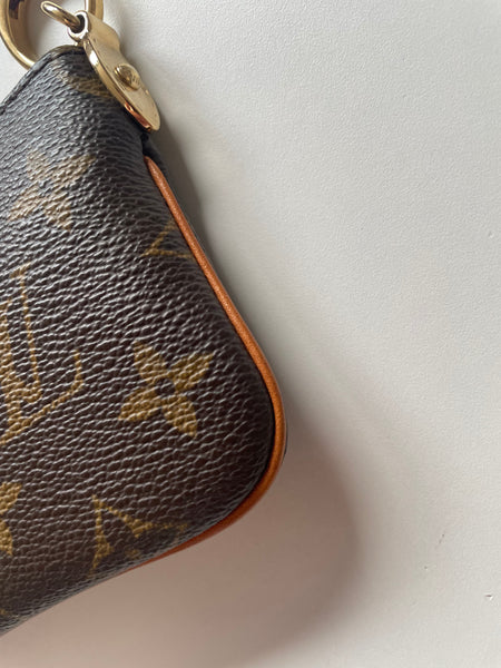 LOUIS VUITTON MILLA MINI POCHETTE VINTAGE MONOGRAM